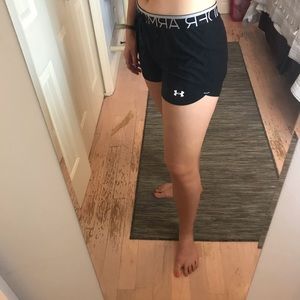 Black under armour shorts